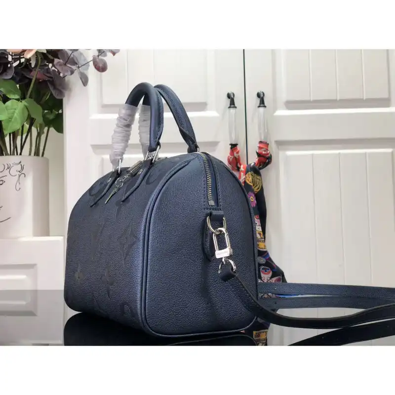 LV Bags 2111FY0066