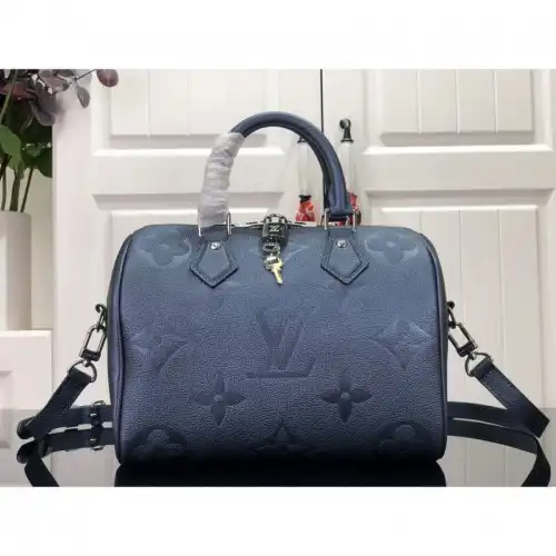 LV Bags 2111FY0066