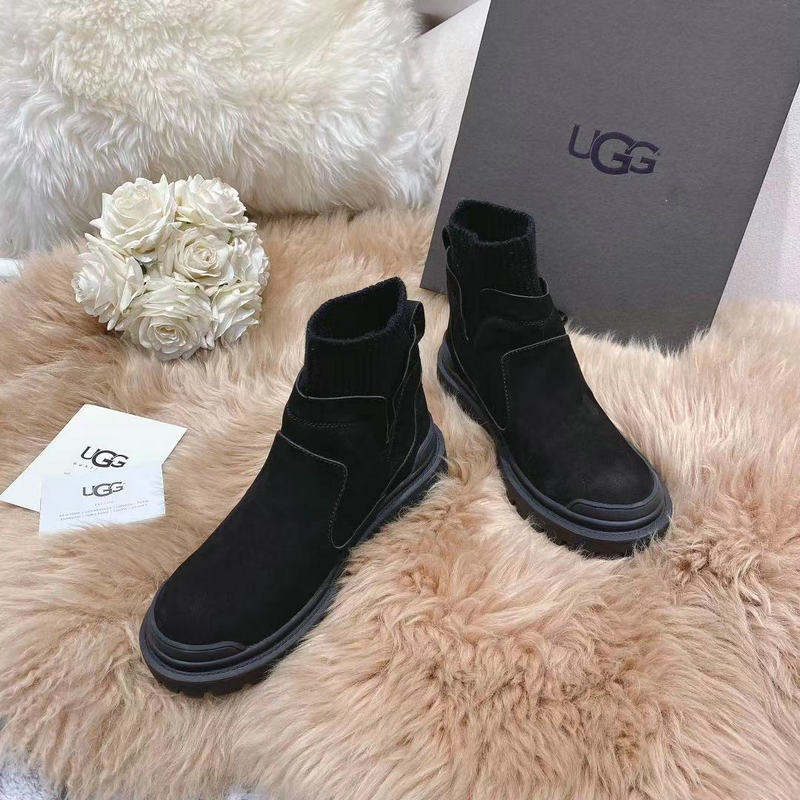 FASH UG**G Shoes 2111PZ0009