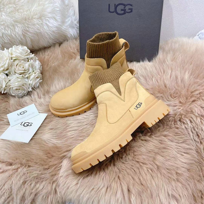 FASH UG**G Shoes 2111PZ0011