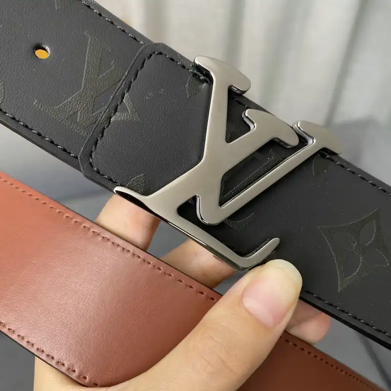 LV Belts 2111XA0028