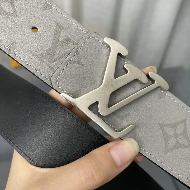 LV Belts 2111XA0029