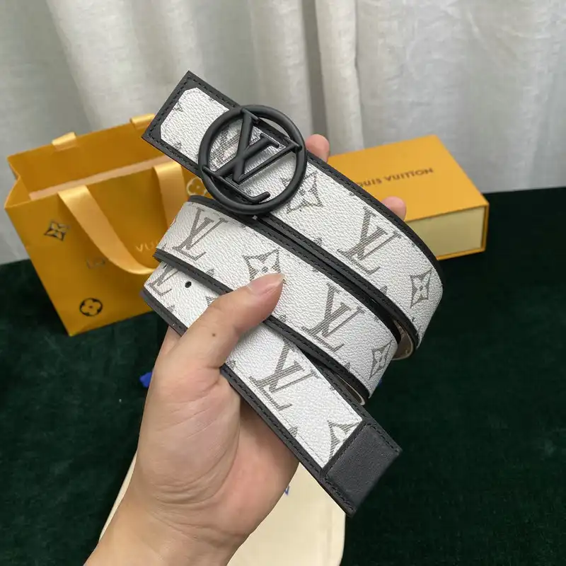 LV Belts 2111XA0033