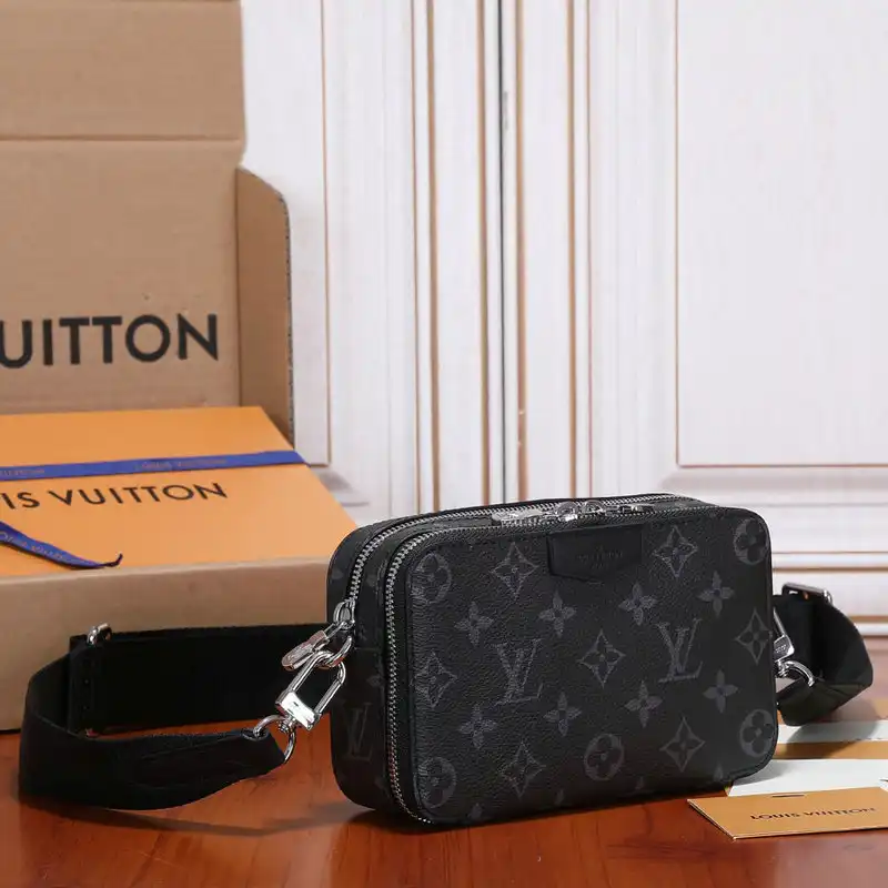 LV Bags 2111YA0003