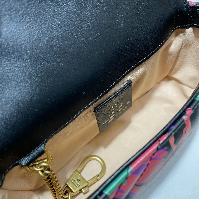 Gucci Bags 2111YA0007