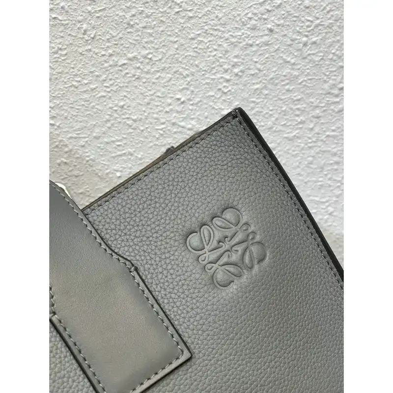 Loewe Bags 2111YA0011