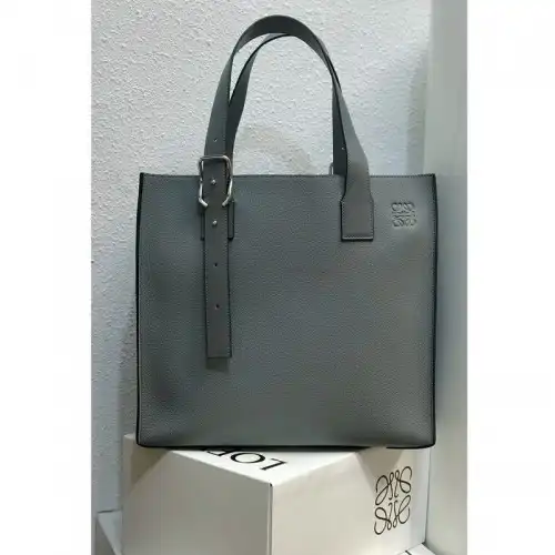 Loewe Bags 2111YA0011