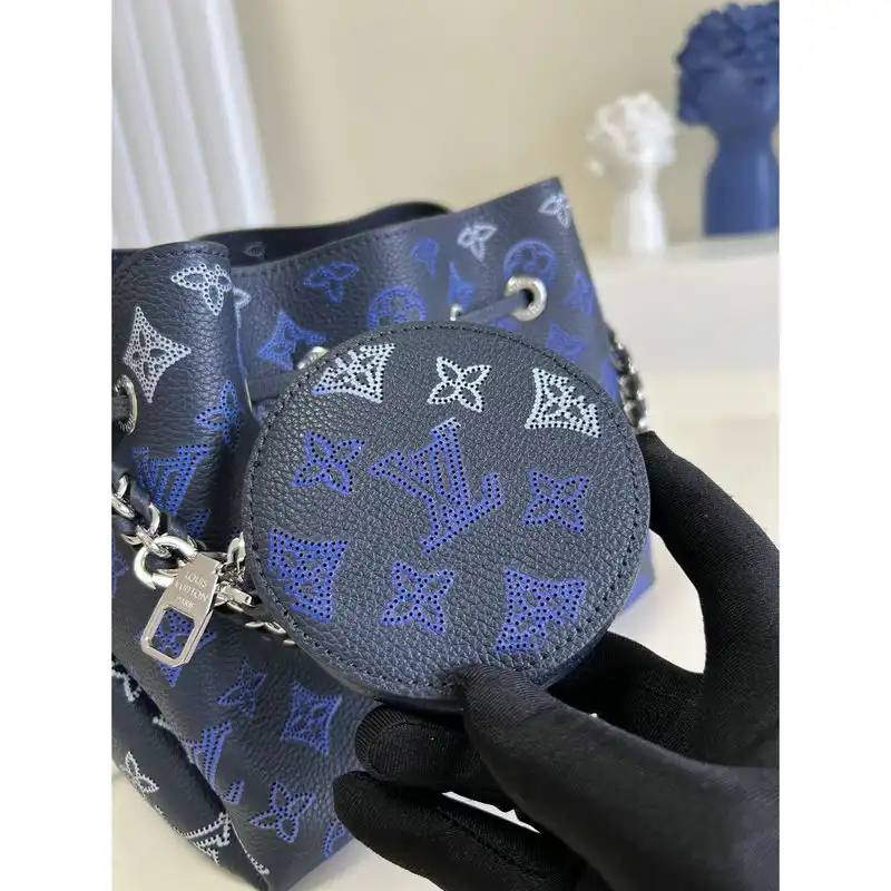 Fashionrepsfam ru LV Bags 2111YA0037