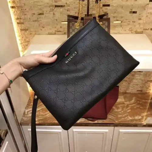 FASH Gucci Bags 2111YZ0008