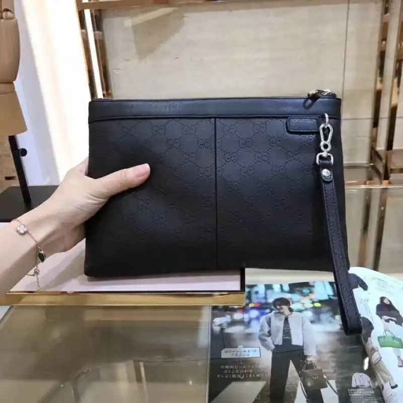 FASH Gucci Bags 2111YZ0008