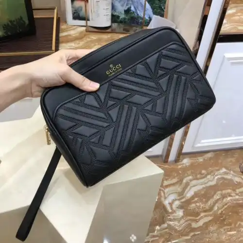 Gucci Bags 2111YZ0009