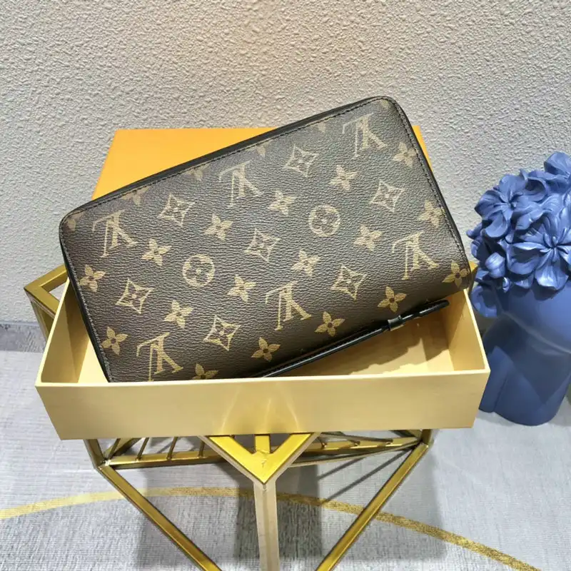 Fashionrepsfam ru LV Bags 2111YZ0031