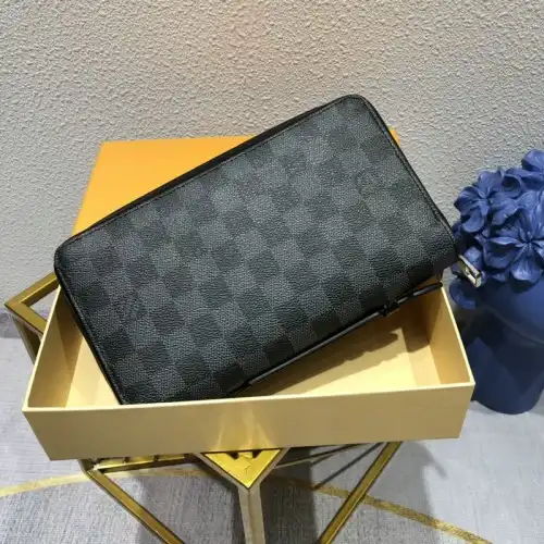 LV Bags 2111YZ0034