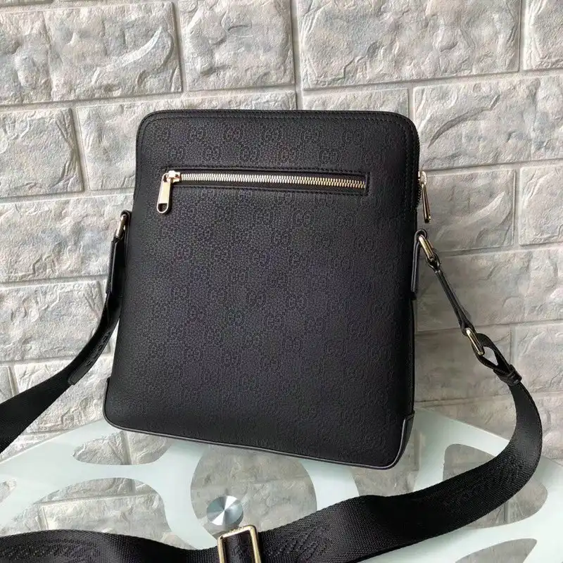 Cheap Gucci Bags 2111YZ0054