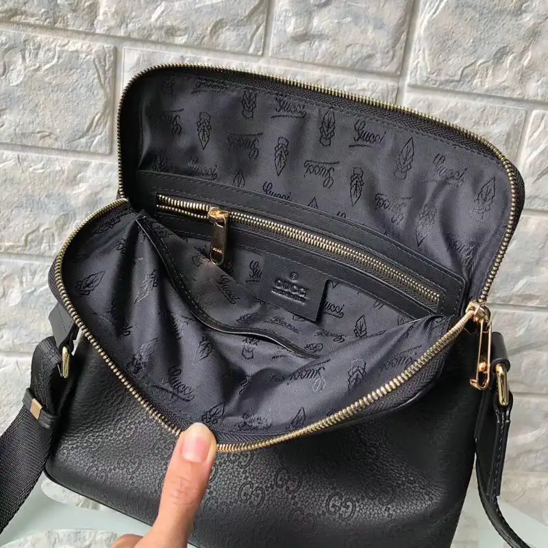 Cheap Gucci Bags 2111YZ0054