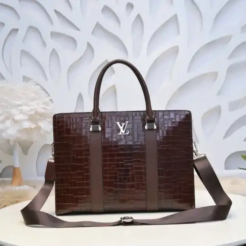 LV Bags 2111YZ0060