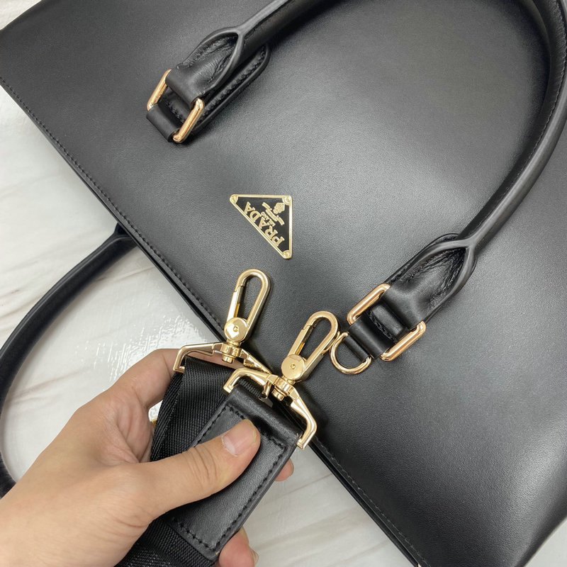 FASH Prada Bags 2111YZ0061