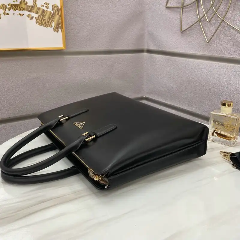 Prada Bags 2111YZ0061