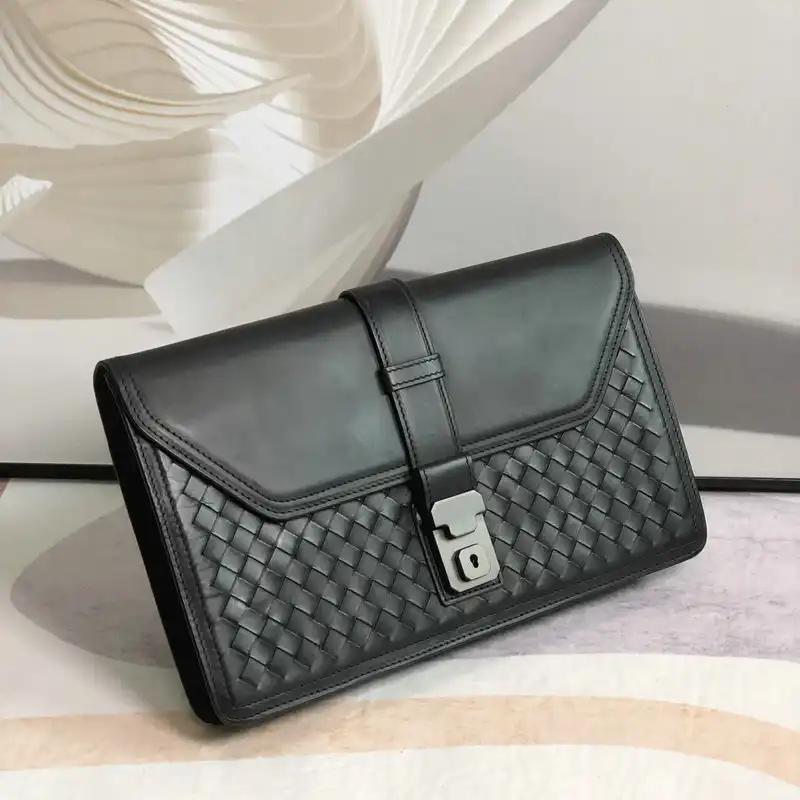 Bottega Veneta Bags 2111YZ0090