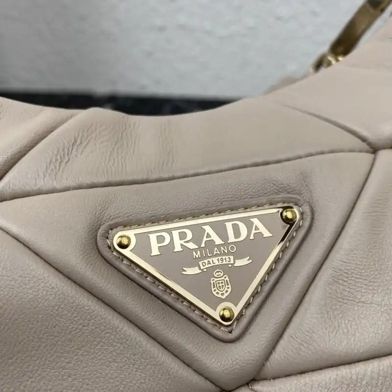 Official FashionRep Prada Bag 2112DJ0020