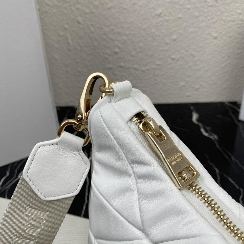 FASH Prada Bag 2112DJ0021