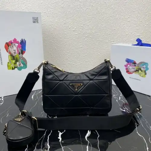 Prada Bag 2112DJ0022