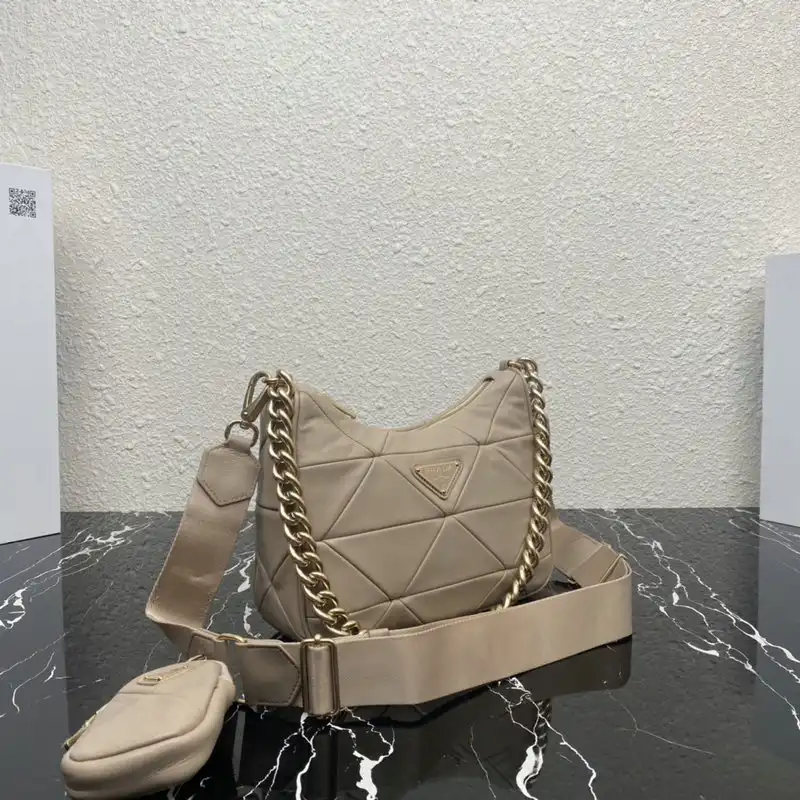 Fashionrepsfam ru Prada Bag 2112DJ0026