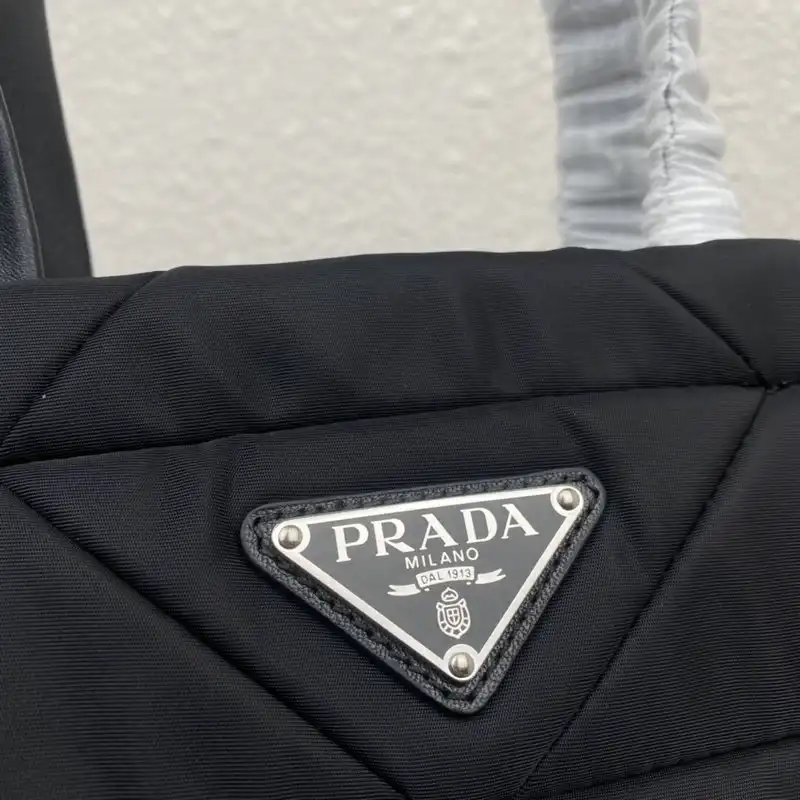 Prada Bag 2112DJ0029