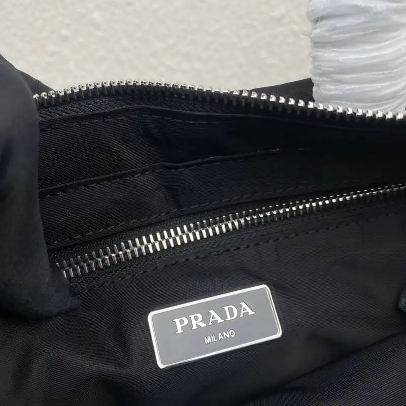 Prada Bag 2112DJ0029