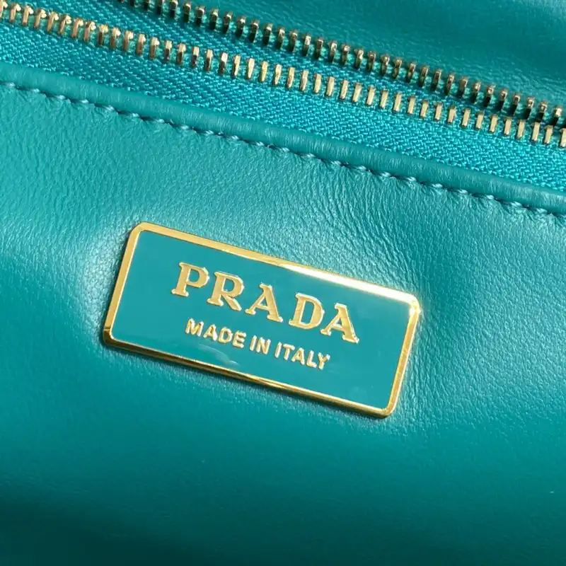 Prada Bag 2112DJ0031