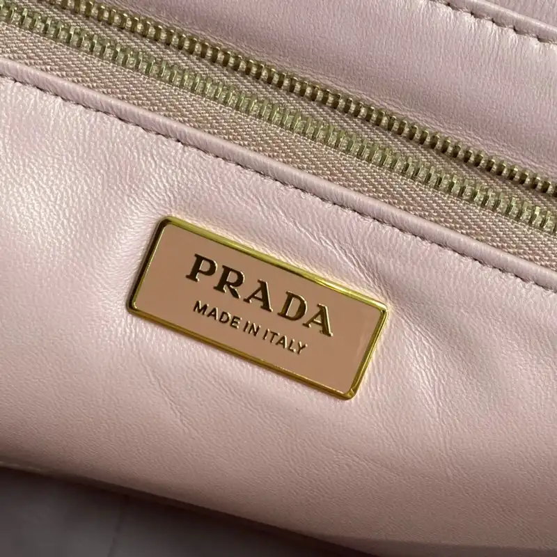 Prada Bag 2112DJ0032