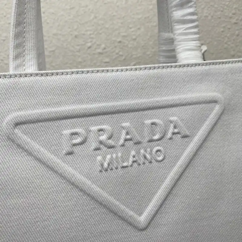 Prada Bags 2112DJ0081