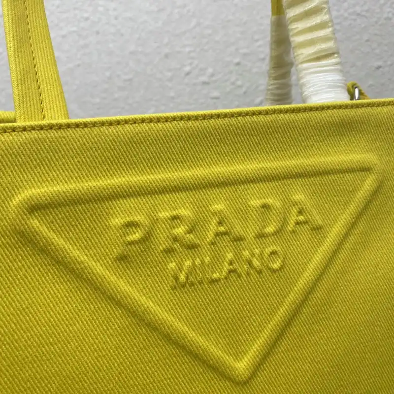 Prada Bags 2112DJ0082