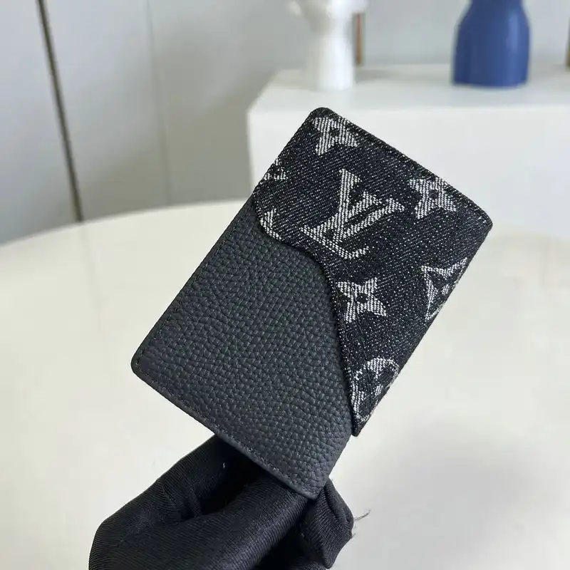 LV Bag 2112FY0006