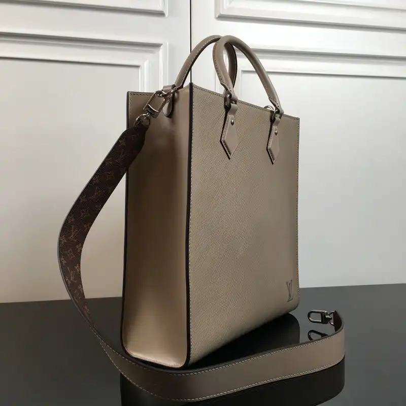 LV Bag 2112FY0031