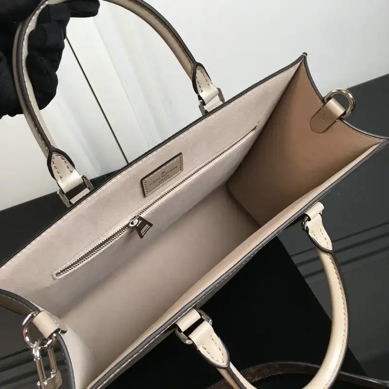 LV Bag 2112FY0031