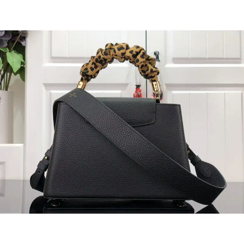 LV Bag 2112FY0051