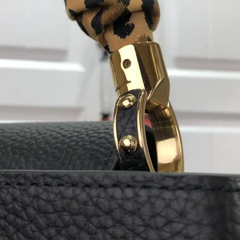 LV Bag 2112FY0052