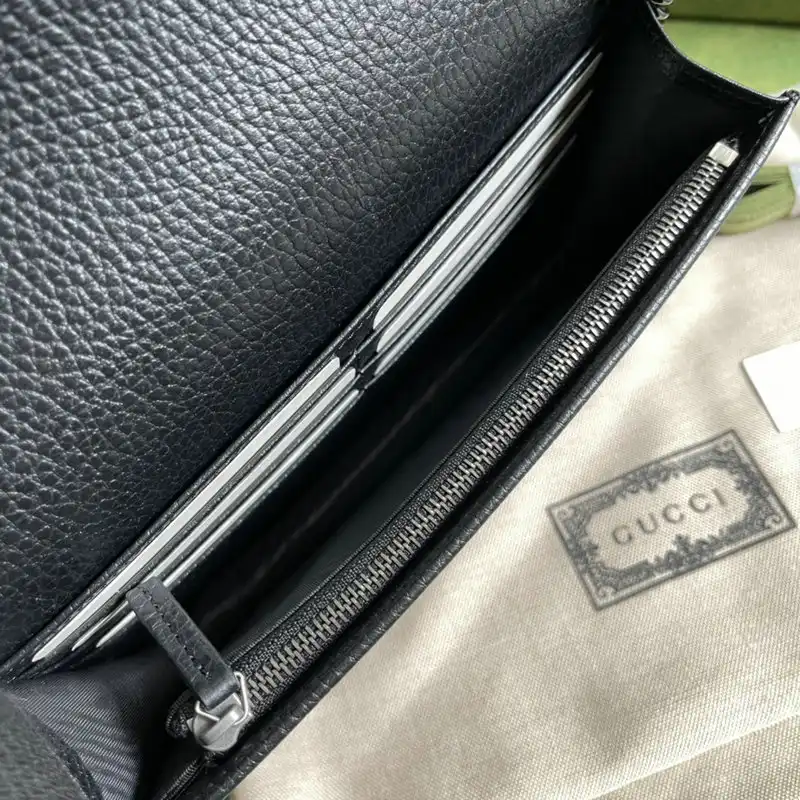 Cheap Gucci Bag 2112YA0003