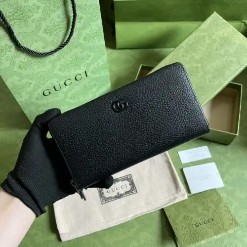 Gucci Bag 2112YA0006