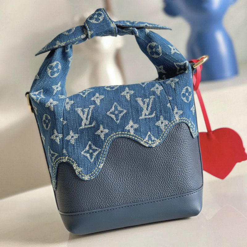 Louis Vuitton Bag 2112YA0017