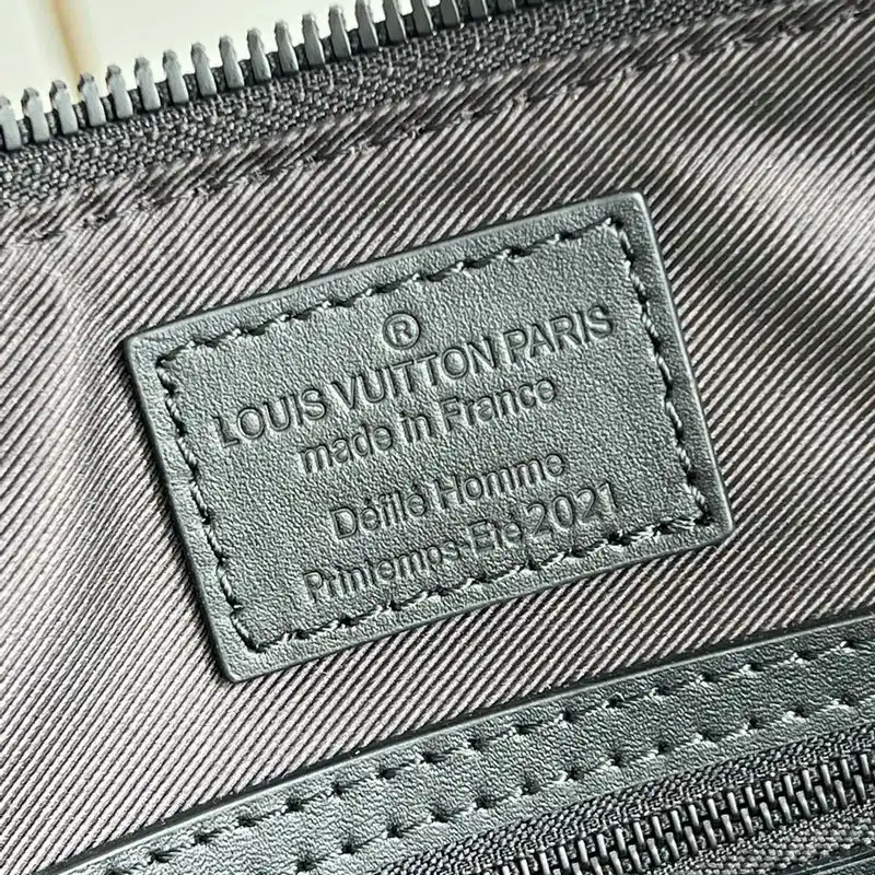 LV Bag 2112YA0024