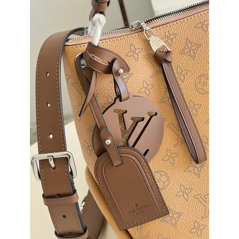 LV Bag 2112YA0027