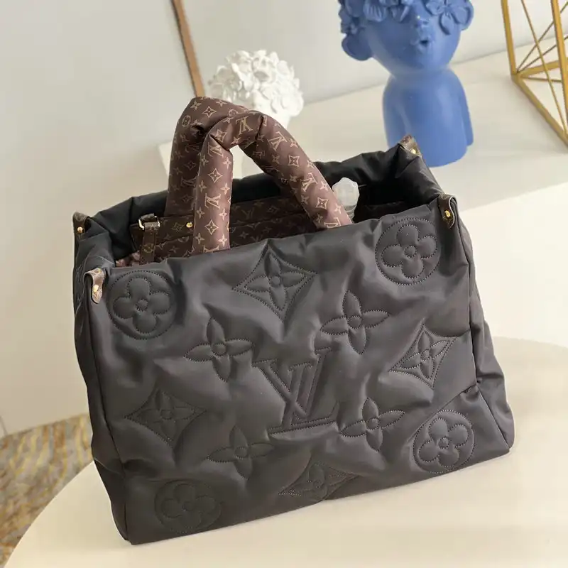 LV Bag 2112YA0029