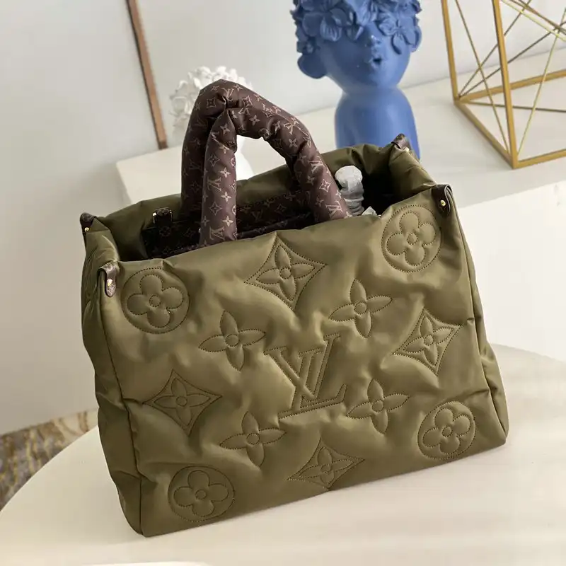 LV Bag 2112YA0030