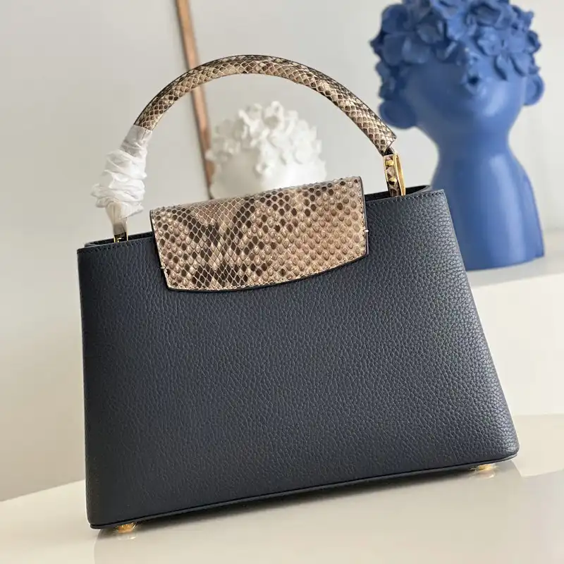 LV Bag 2112YA0035