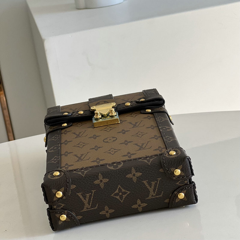 Faux Gucci Bag 2112YA0044