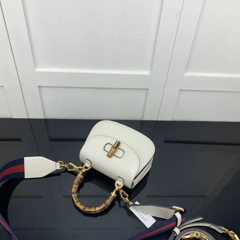 Gucci Bag 2112YA0061