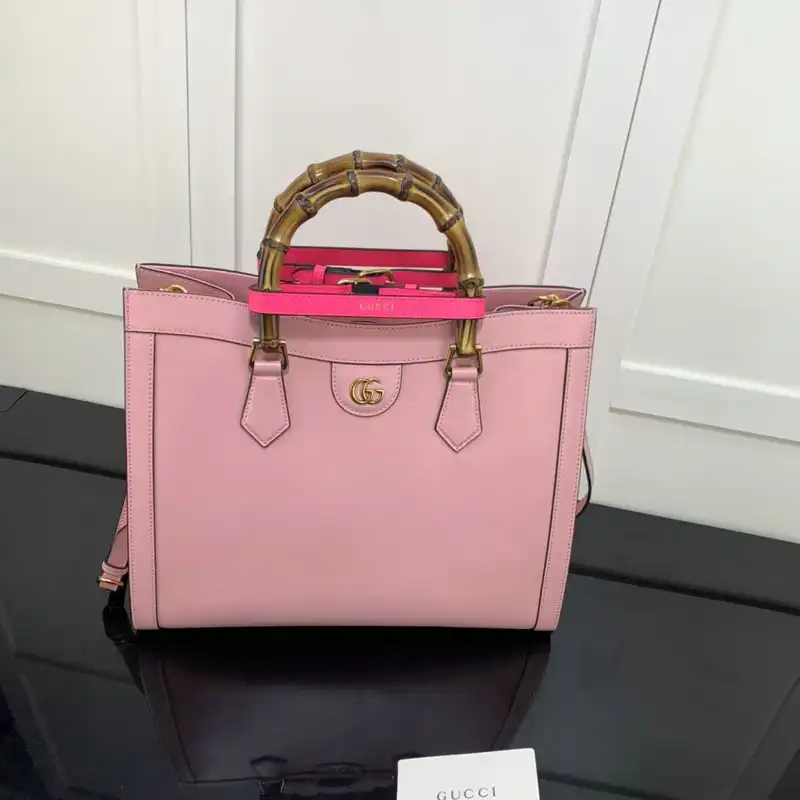 Gucci Bag 2112YA0104