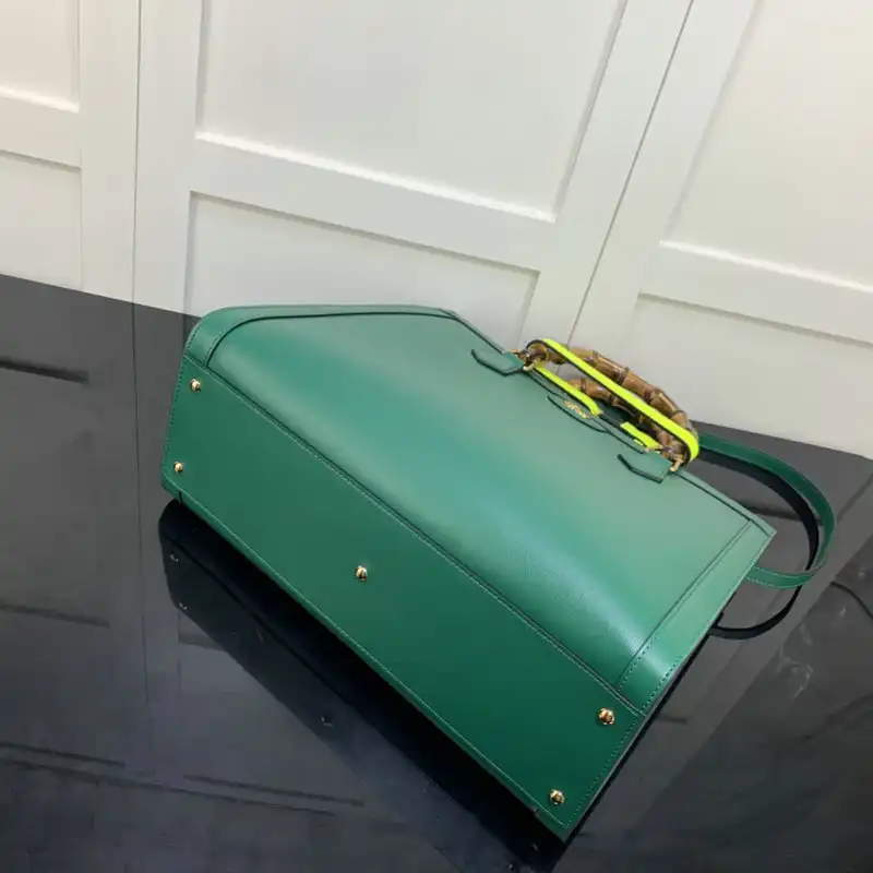 Cheap Gucci Bag 2112YA0105